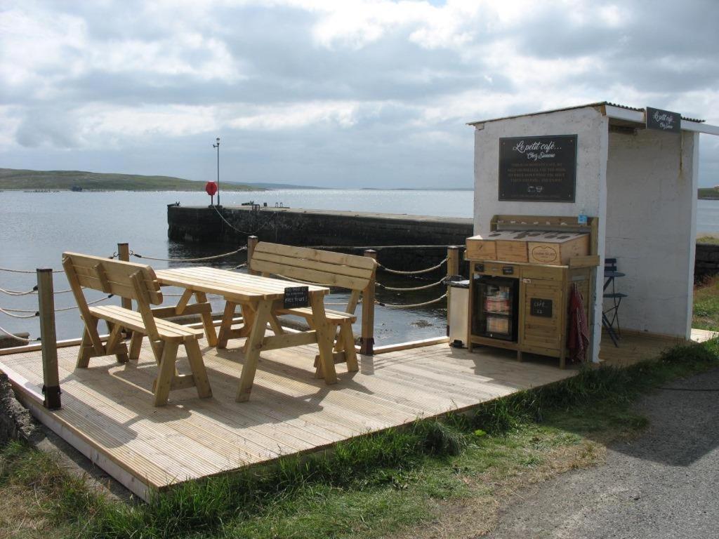 The Uyeasound Old Pier Cottage Belmont  Exteriér fotografie